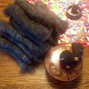 Alpaca / Jacob rolags to spin on my Turkish spindle.