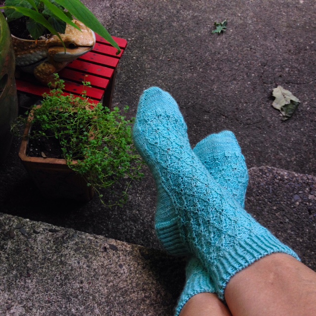 Agatha socks: pattern by Claire of NH Knits; Gynx yarn BFL sock in the sea salt ice cream colorway